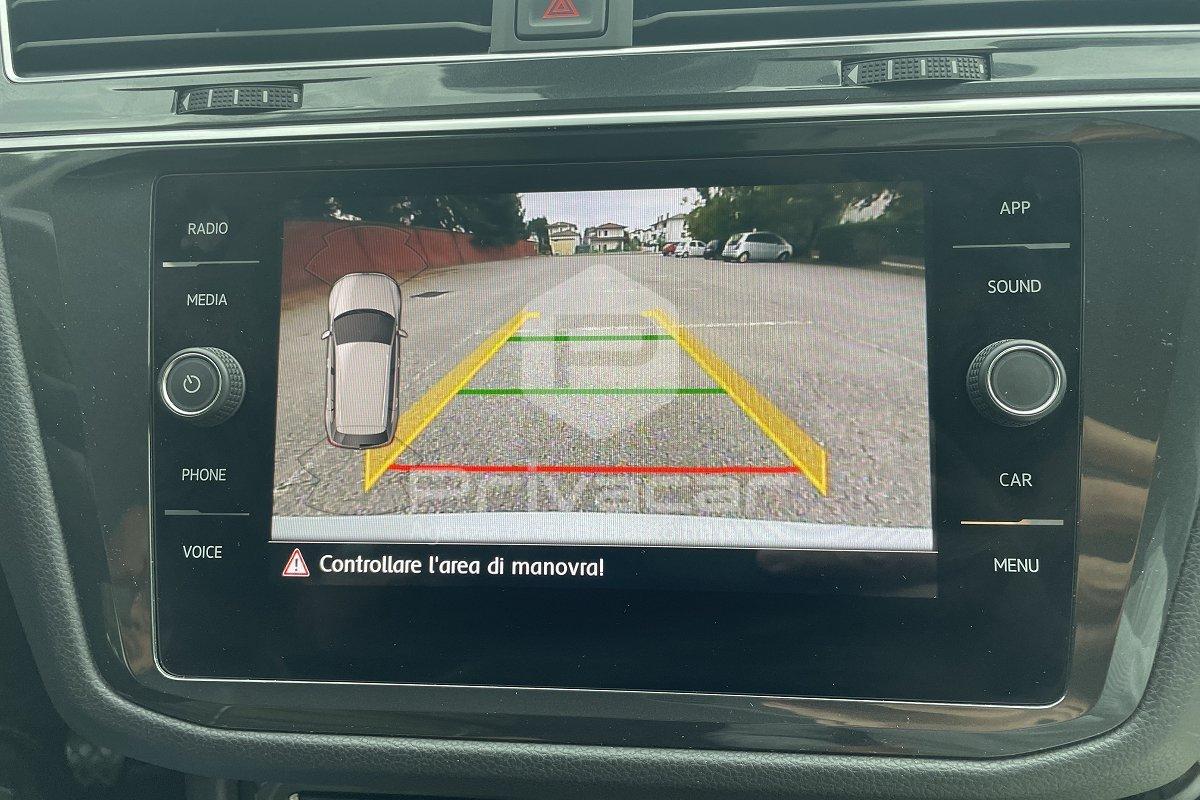 VOLKSWAGEN Tiguan 1.6 TDI SCR Sport BlueMotion Technology