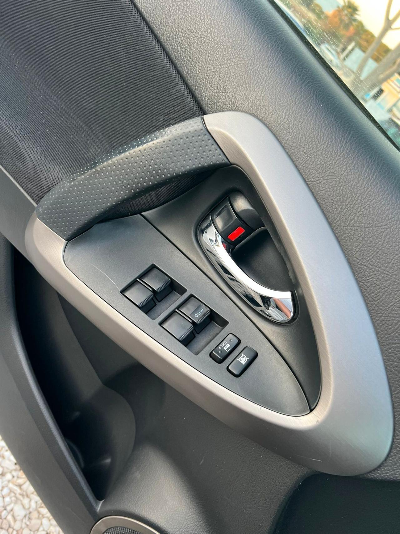 Toyota RAV 4 RAV4 2.2 D-4D 177 CV Luxury