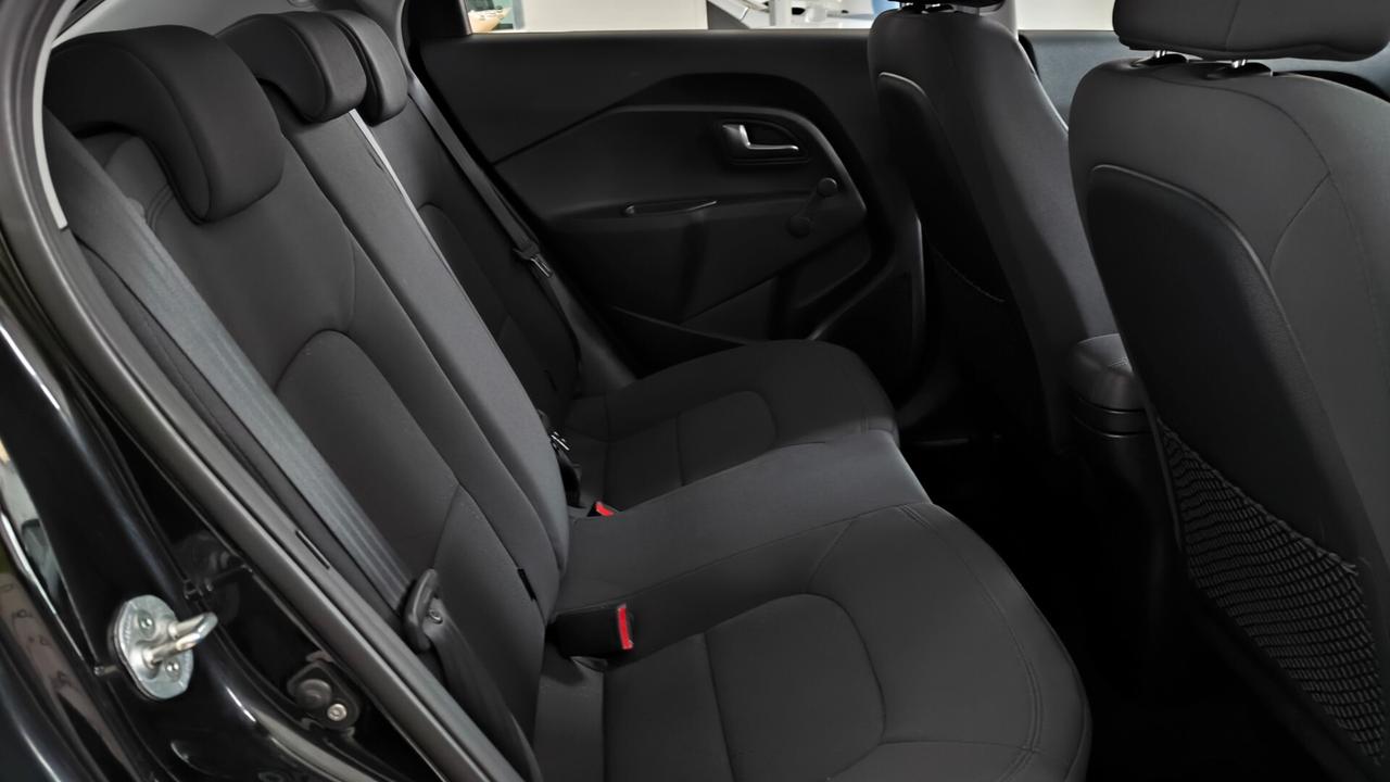 Kia Rio 1.2 CVVT 5p. Cool