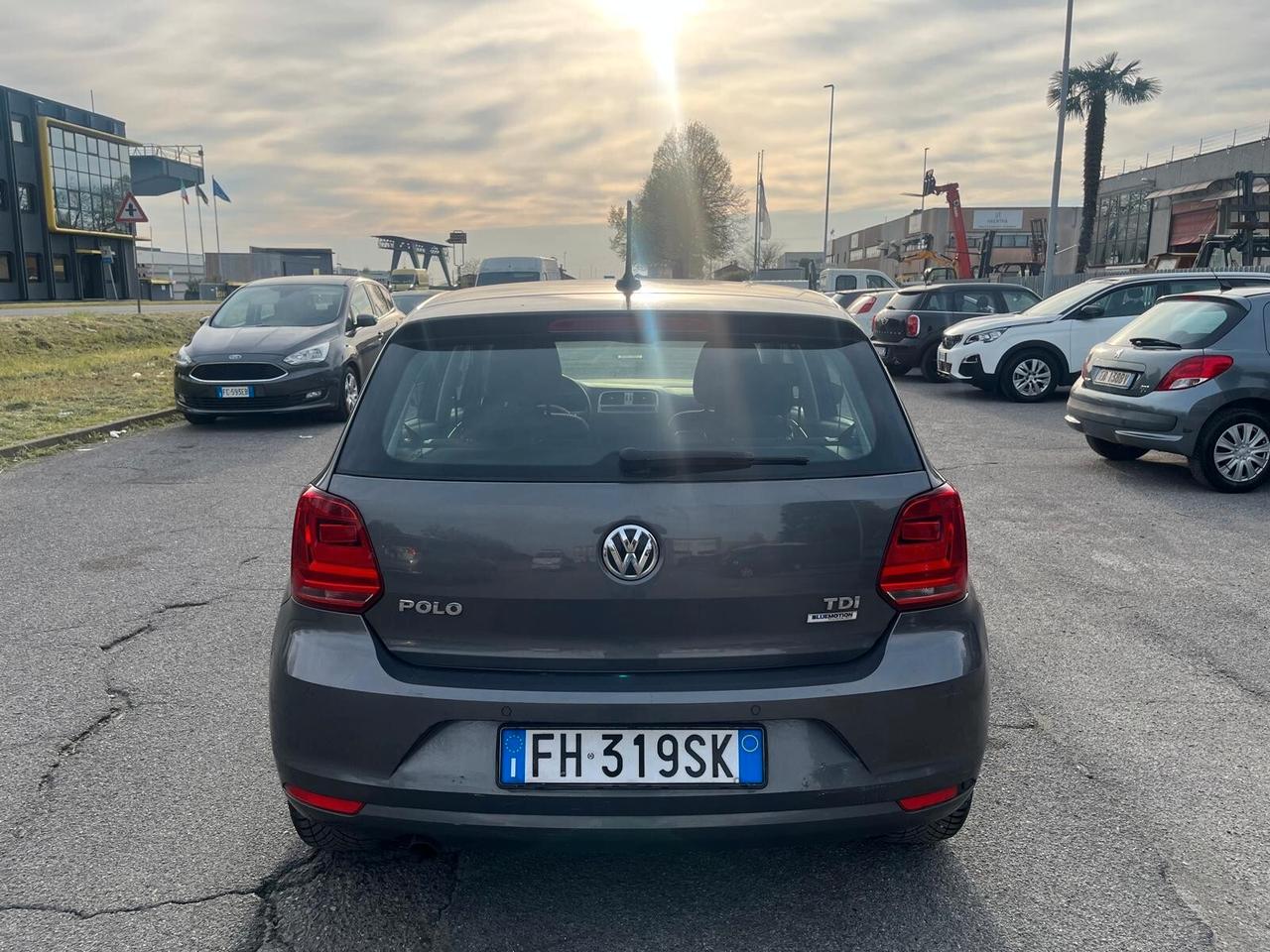 Volkswagen Polo 1.4 TDI 90 CV DSG **NEOP**