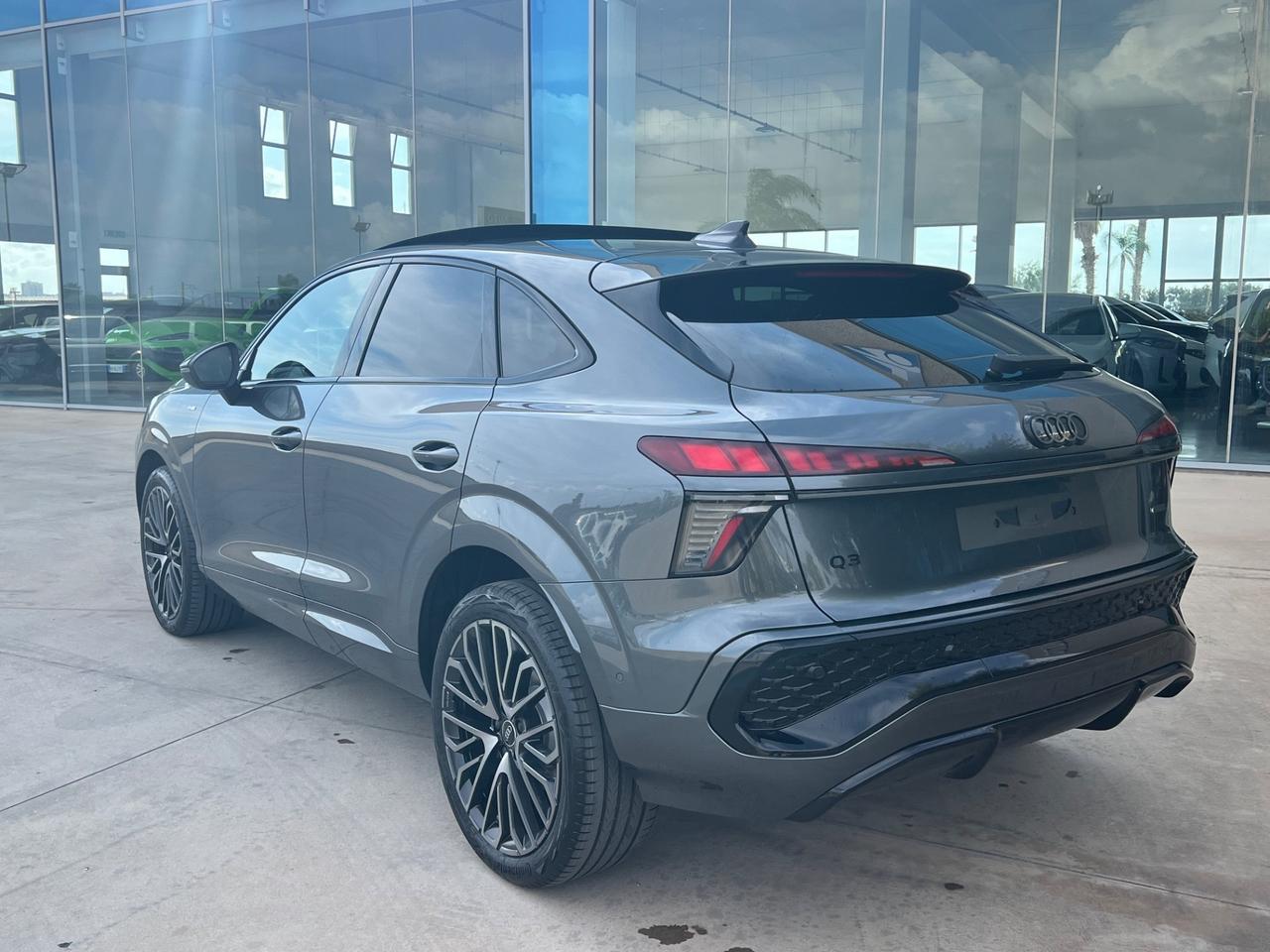 Audi Q3 SPB TDI 193CV quattro S tronic S line - possibilità noleggio no scoring