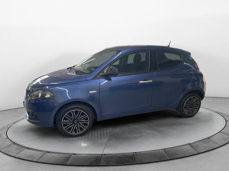 Lancia Ypsilon New 5 porte My21 1.0 70cv Hybrid Gold