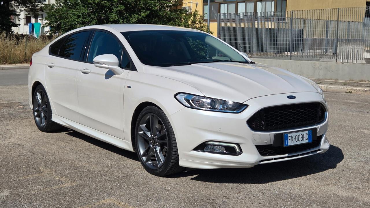 Ford Mondeo 2.0 TDCi Bi Turbo S&S Pow. 5p. ST-Line Business