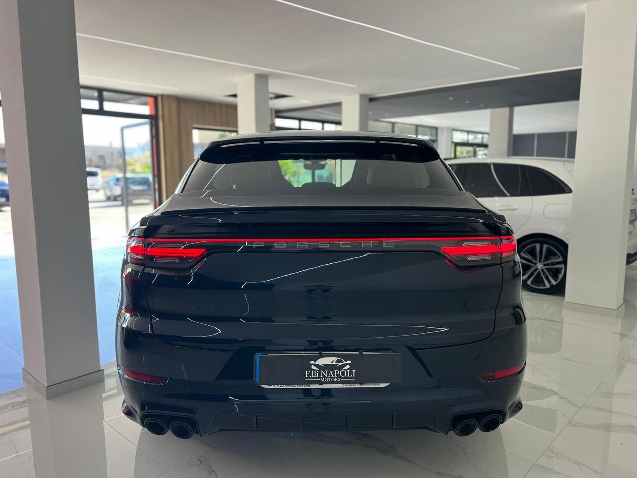 Porsche Cayenne Coupé 3.0 V6 Platinum Edition iva esposta