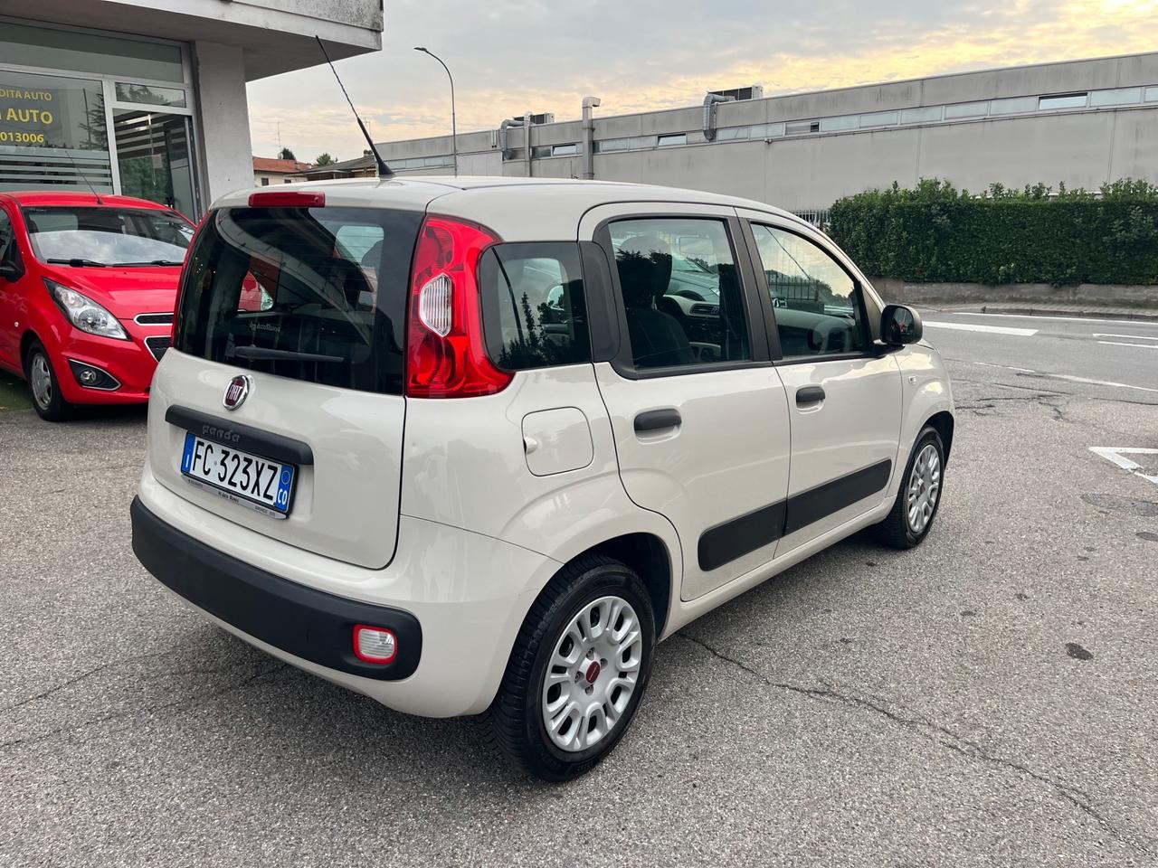 Fiat Panda/84CV/neopatentato/Euro6/unico proprietario/5Porte e 5Posti