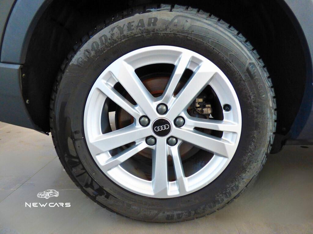 Audi Q3 35 TDI S tronic Business