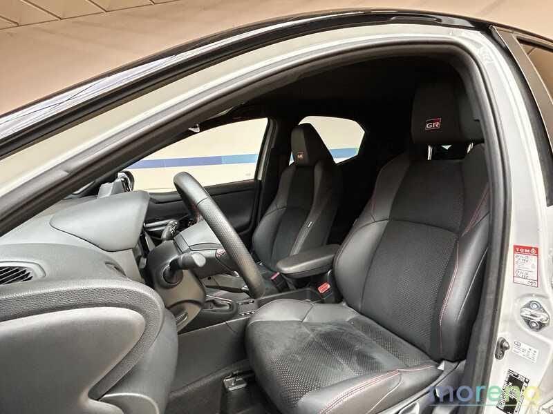 Toyota Yaris 1.5h 130 GR Sport