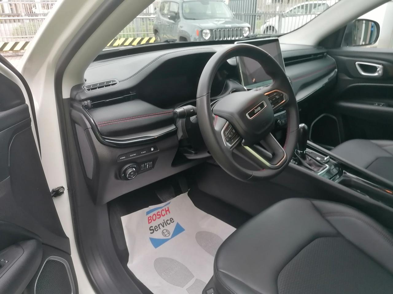 Jeep Compass 1.3 turbo t4 phev Trailhawk 4xe auto