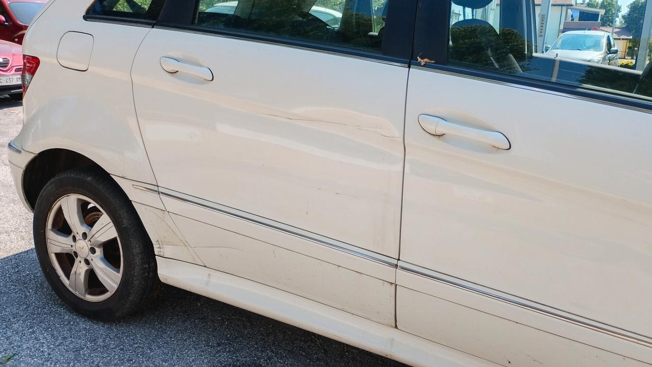 Mercedes B 170 x commercianti
