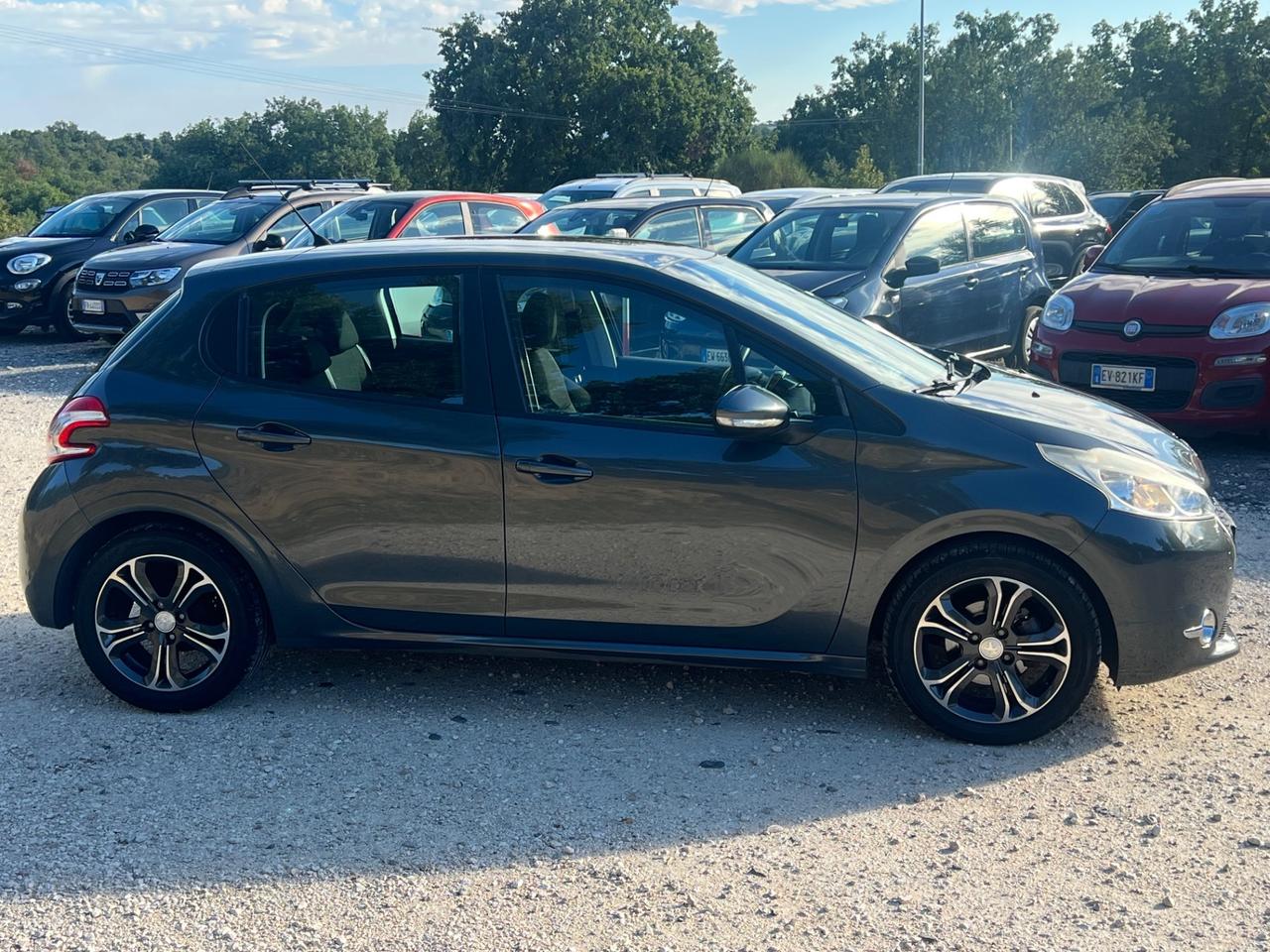 Peugeot 208 1.4 HDi 68 CV 5 porte Active Permute Rate
