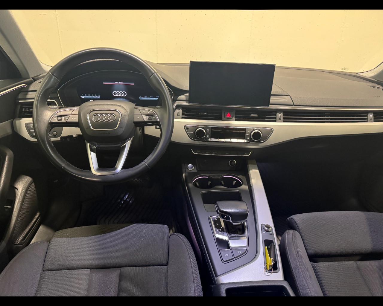 AUDI A4 AVANT 35 TDI MHEV S-TRONIC S LINE EDITION