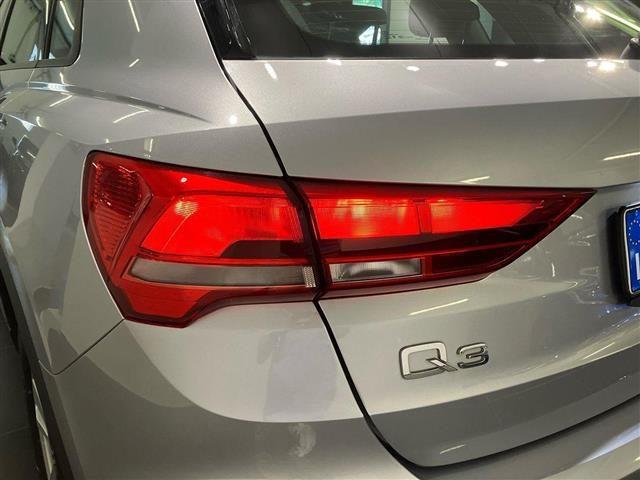 AUDI Q3 35 2.0 tdi Business Advanced s-tronic