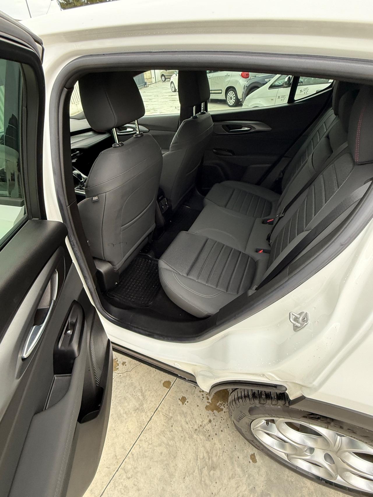 Alfa Romeo Tonale 1.6 diesel 130 CV TCT6 Sprint