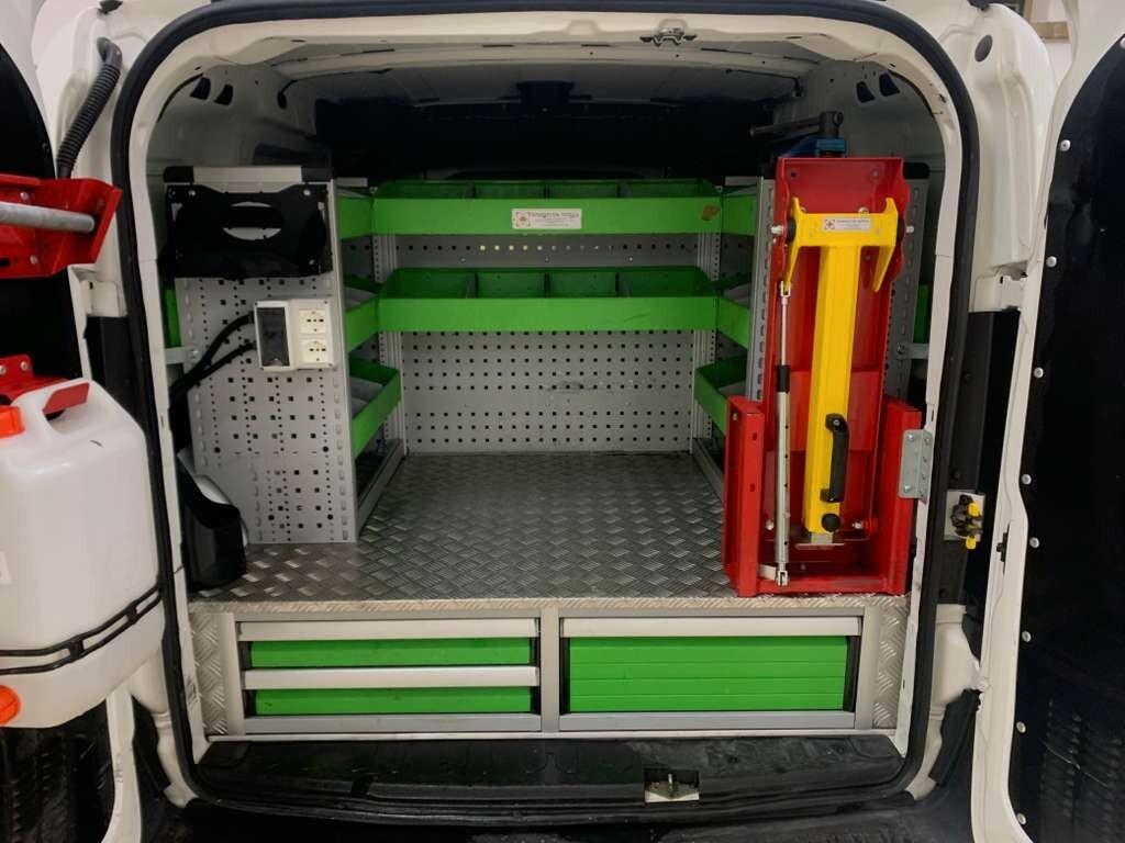 Fiat Doblò 1.4 T-Jet Natural Power *ATTREZZATO+220V*