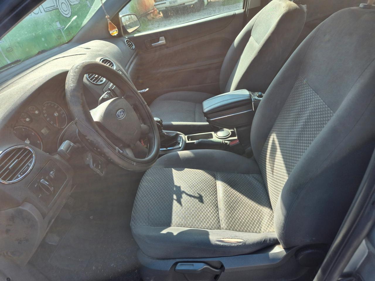 Ford Focus C-Max 1.6 TDCi gancio traino