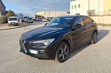 Alfa Romeo Stelvio 2.2 Turbodiesel 190 CV AT8 Q4 Sport-Tech