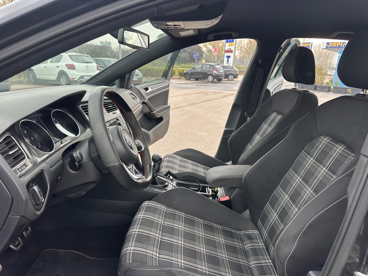 Volkswagen Golf Business GTD 2.0 TDI 5p. 4 Free BlueMotion Tech.