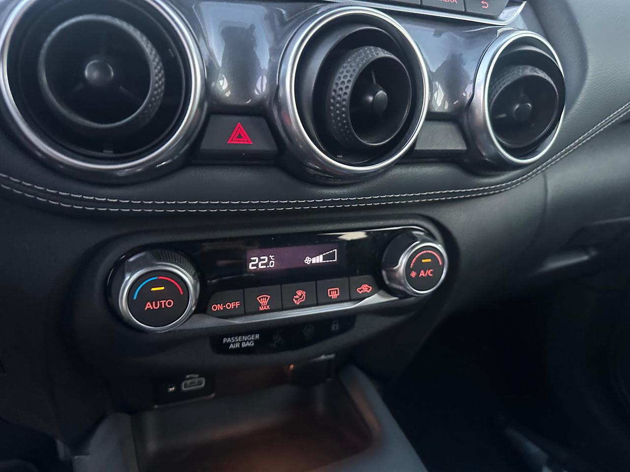 Nissan Juke 1.0 dig-t N-Connecta 114cv