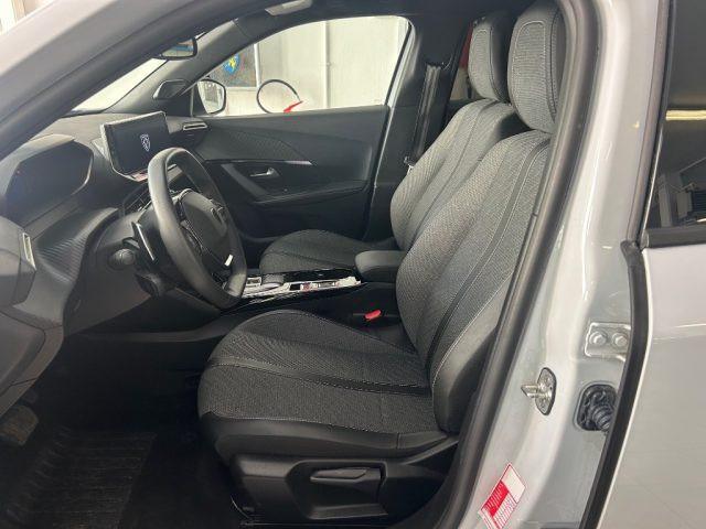 PEUGEOT 2008 Hybrid 145 e-DCS6 Allure