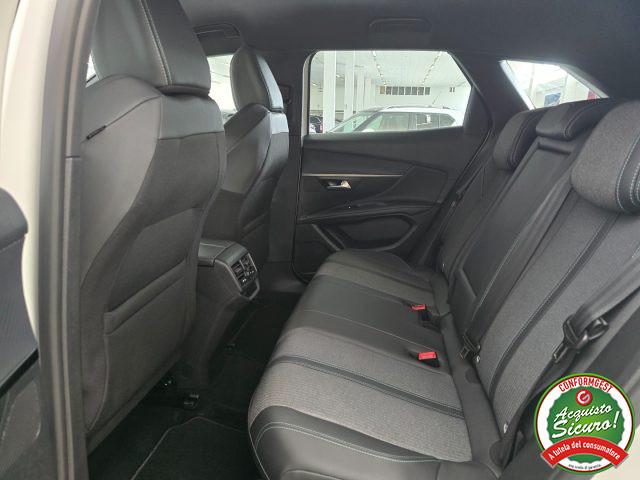 PEUGEOT 3008 PureTech Turbo 130 S&S Allure Pack