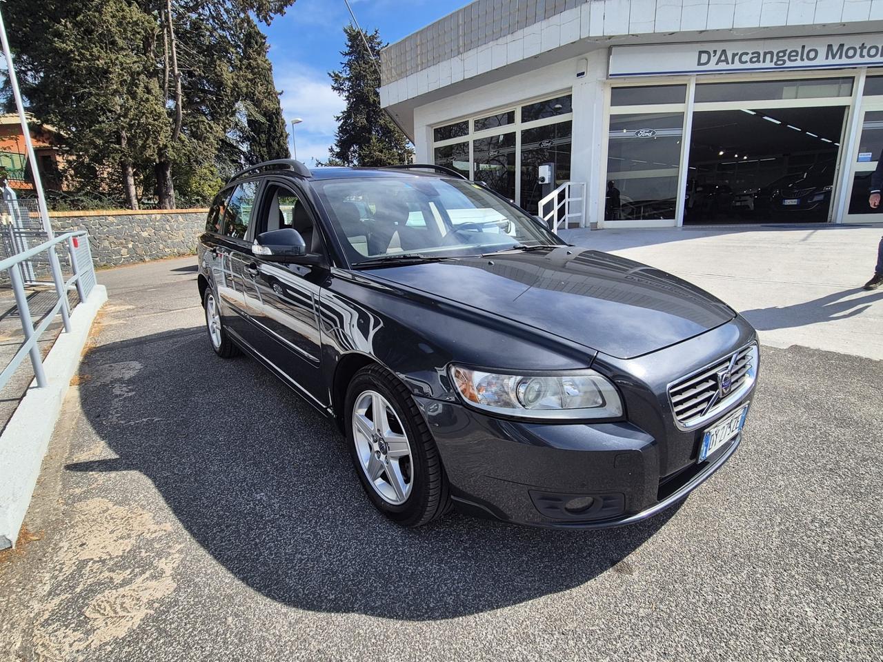 Volvo V50 2.0 D cat Kinetic OUTLET D'ARCANGELO MOTOR
