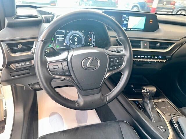 Lexus UX Hybrid Business