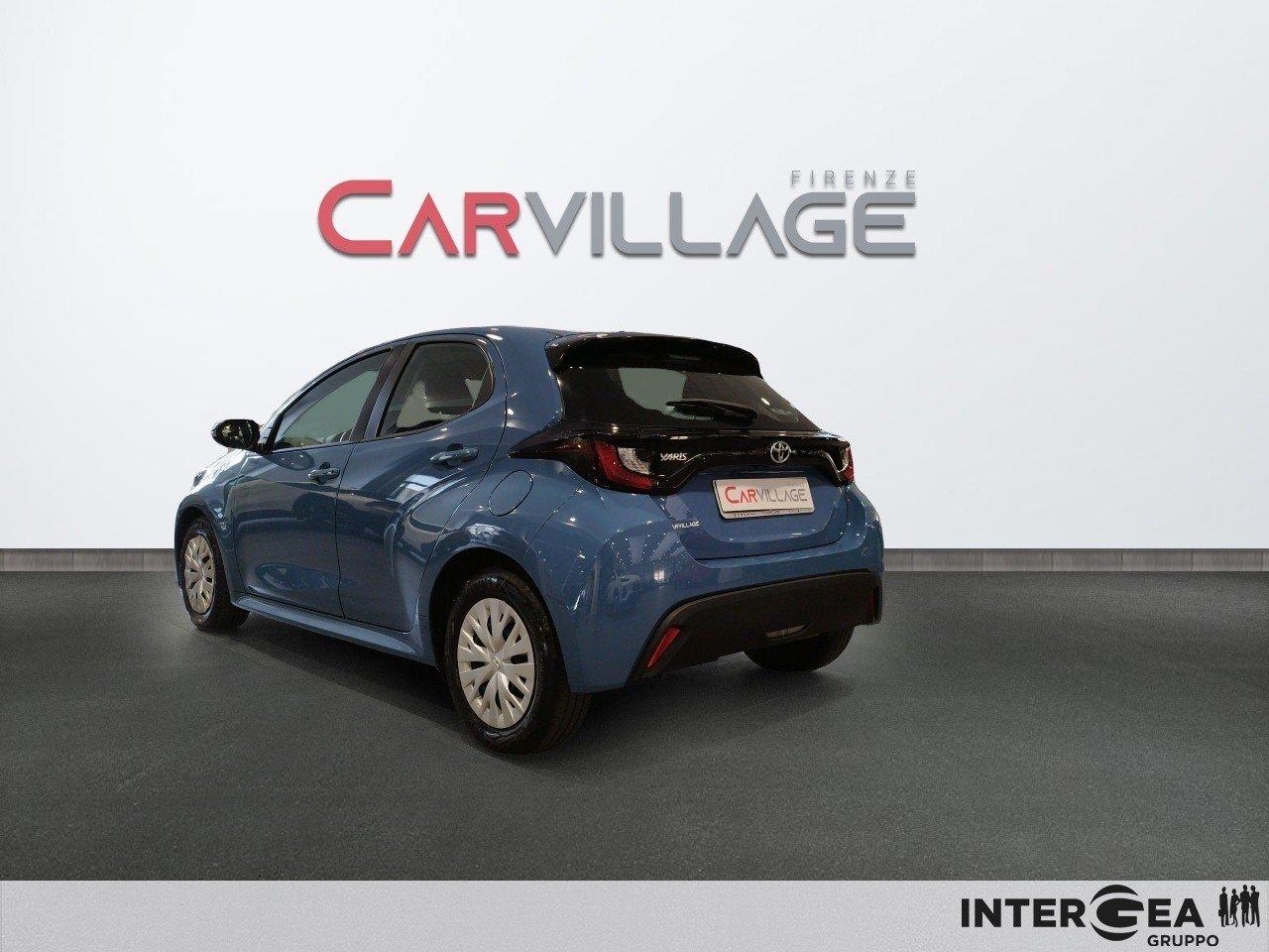 TOYOTA Yaris 1.0 Trend