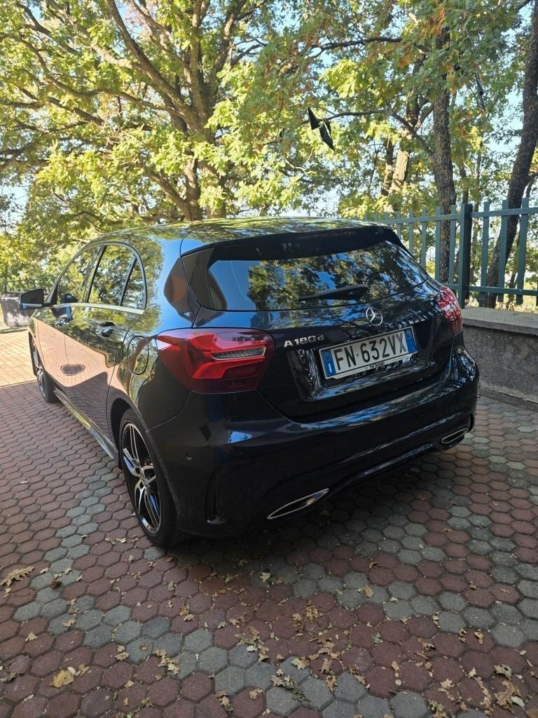 Mercedes-benz A 180 d Premium AMG