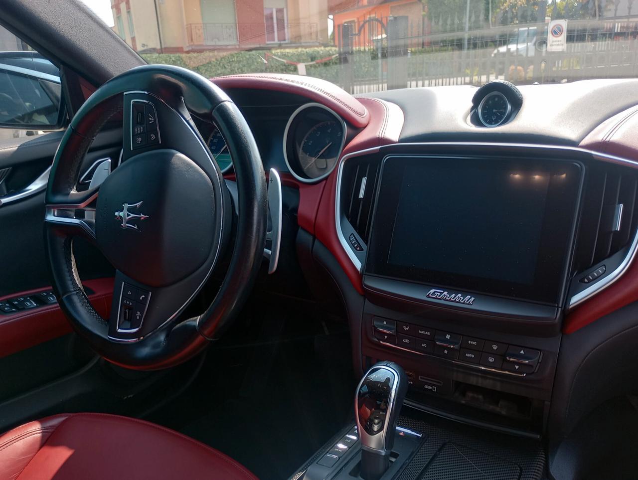 Maserati Ghibli V6 430 CV Q4 Granlusso