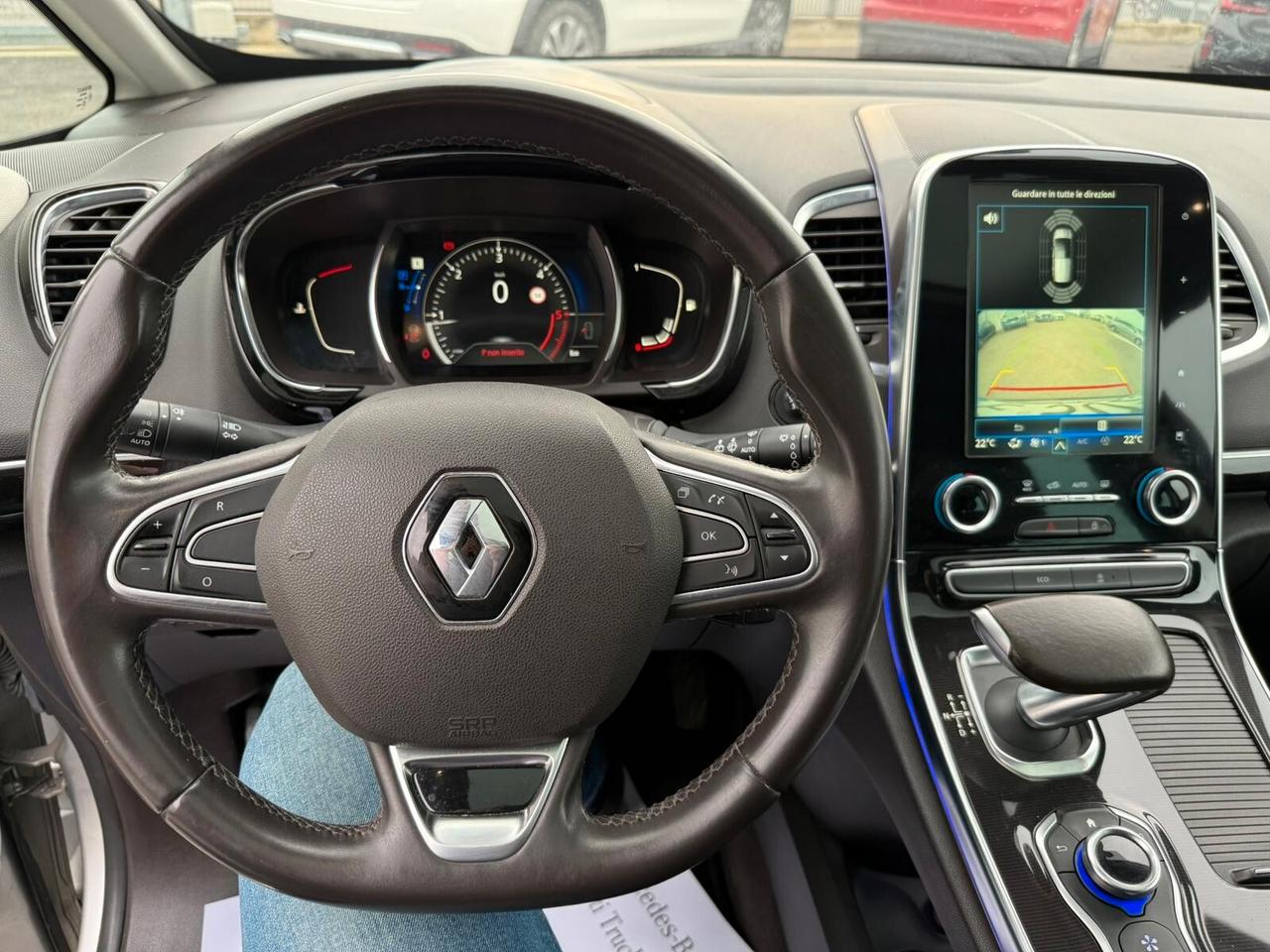 Renault Espace dCi 160CV EDC Energy Initiale Paris