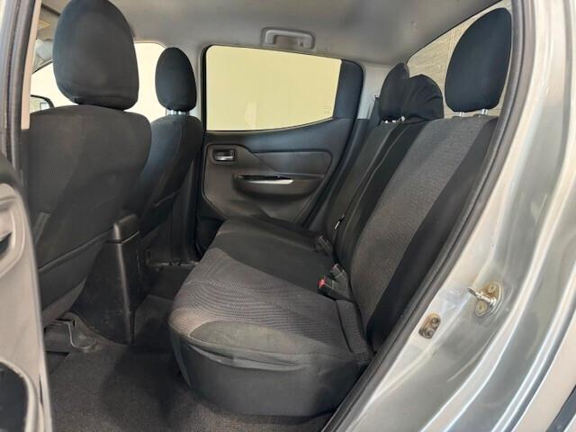 Mitsubishi L200 2.4 DI-D/154CV Double Cab Intense