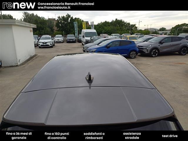 RENAULT Symbioz E-Tech full hybrid 145 iconic