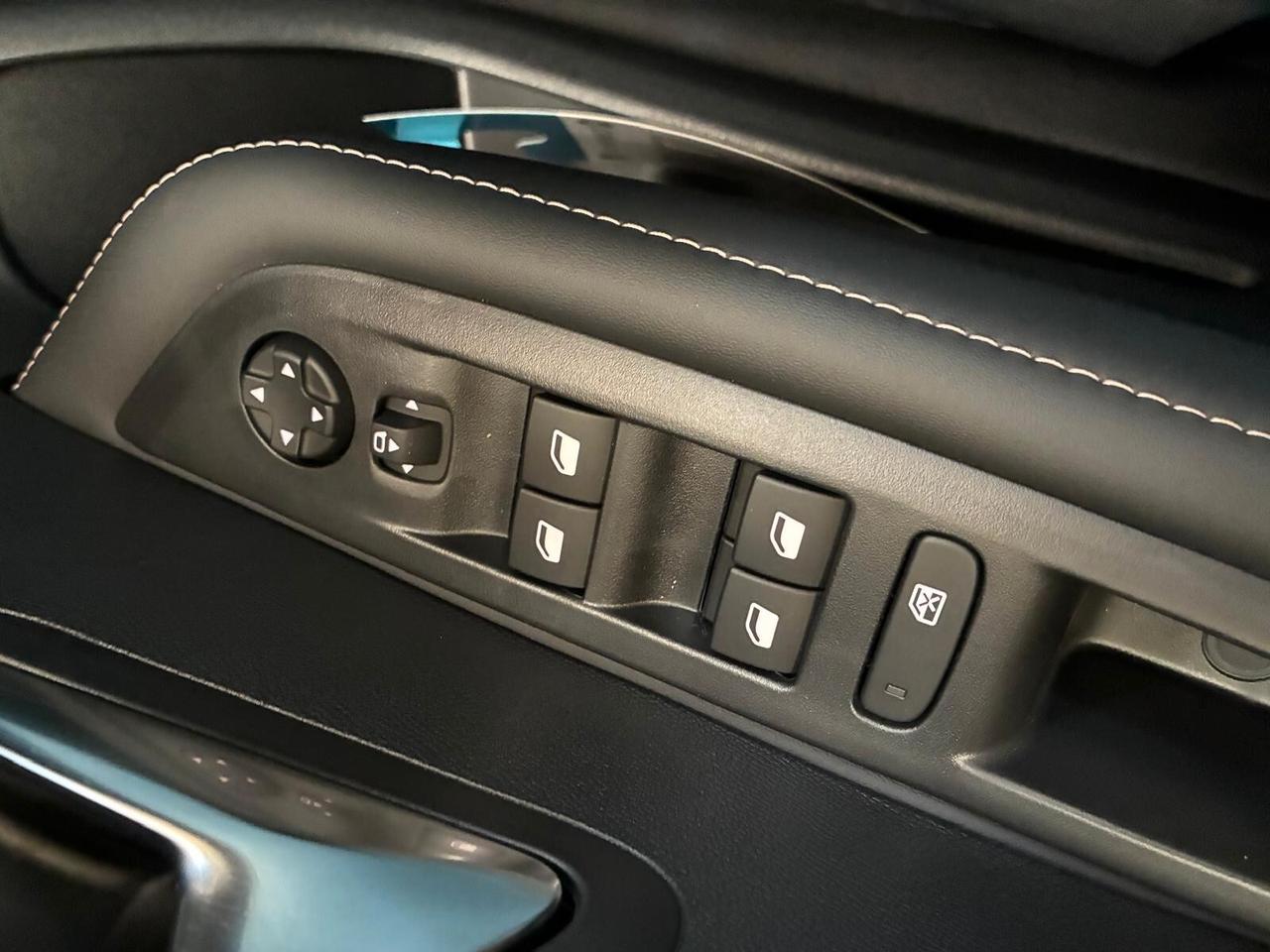 Peugeot 208 Hybrid 145 e-DCS6 Allure