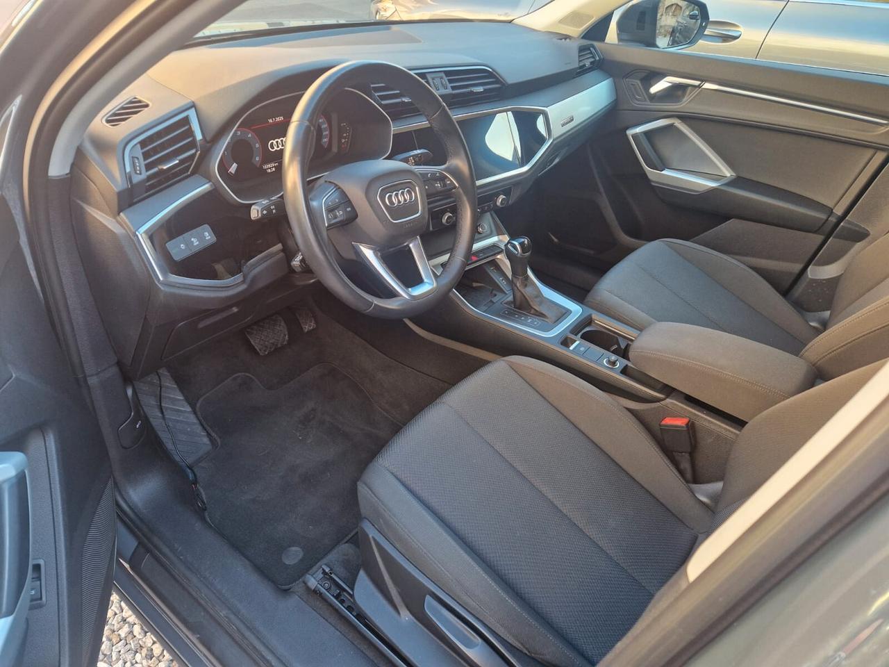 Audi Q3 SPB 35 TDI S tronic Business Plus