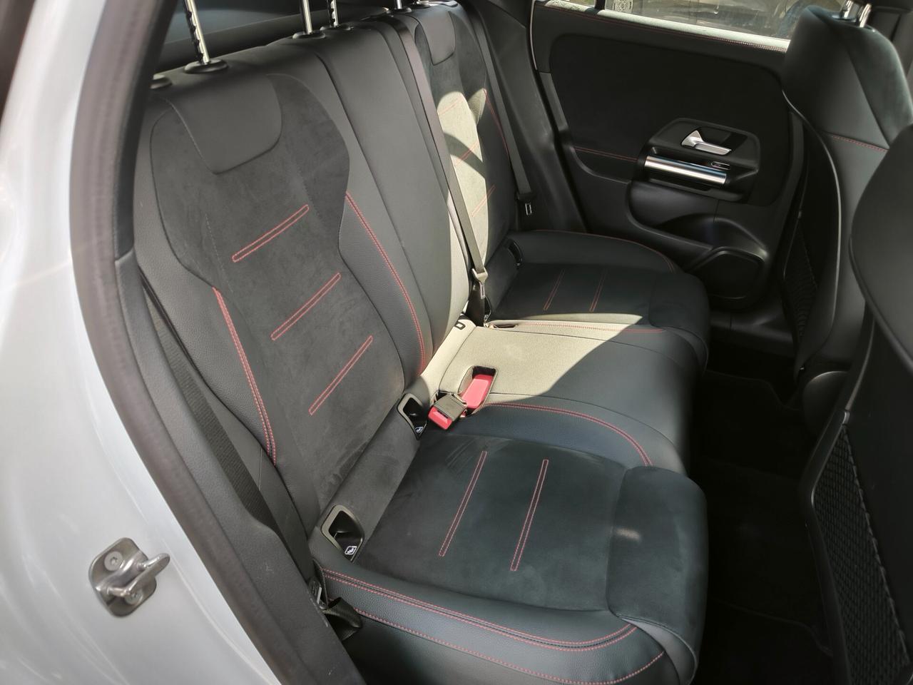 Mercedes-benz GLA 180 d Automatic AMG Line Advanced Plus