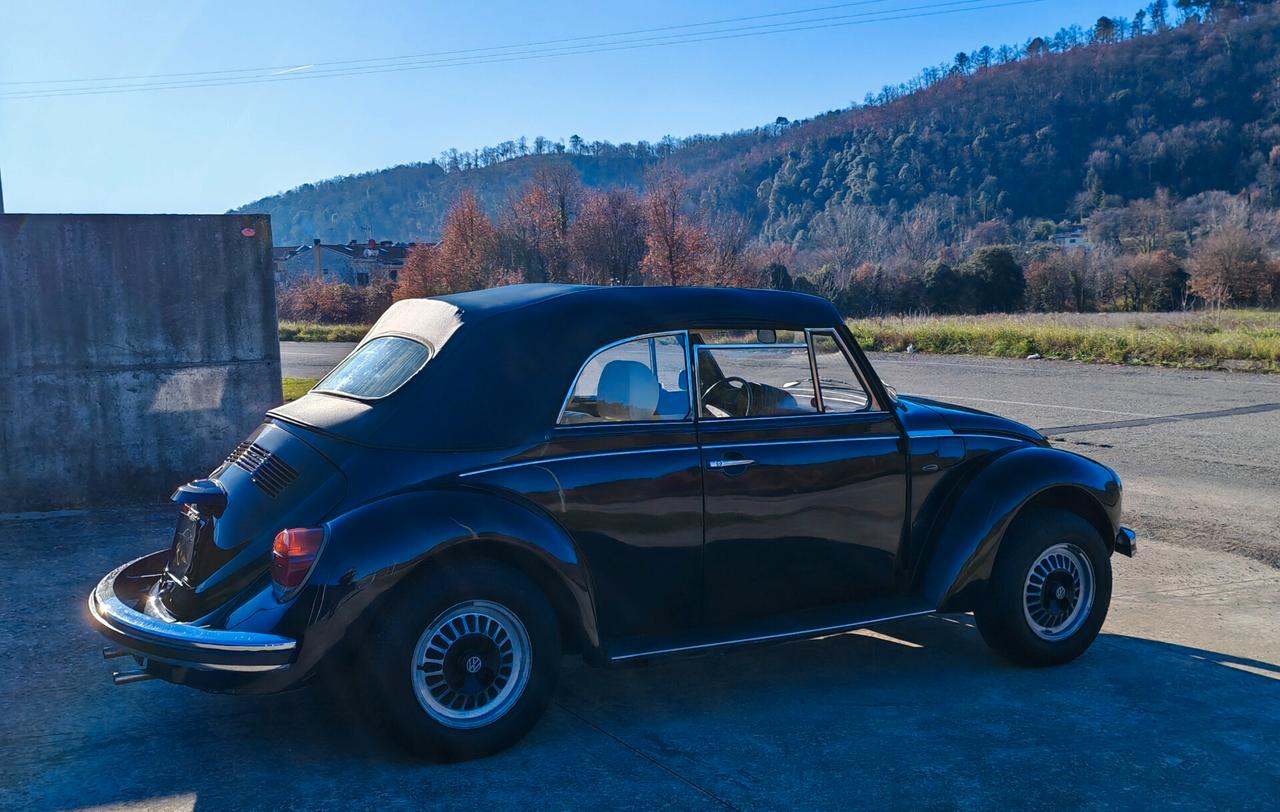 VW Maggiolino CABRIO