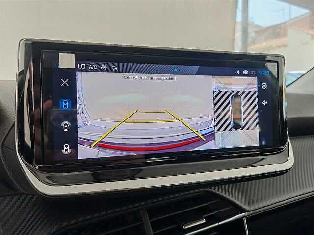 Peugeot 208 motore elettrico 136 CV 5 porte Allure