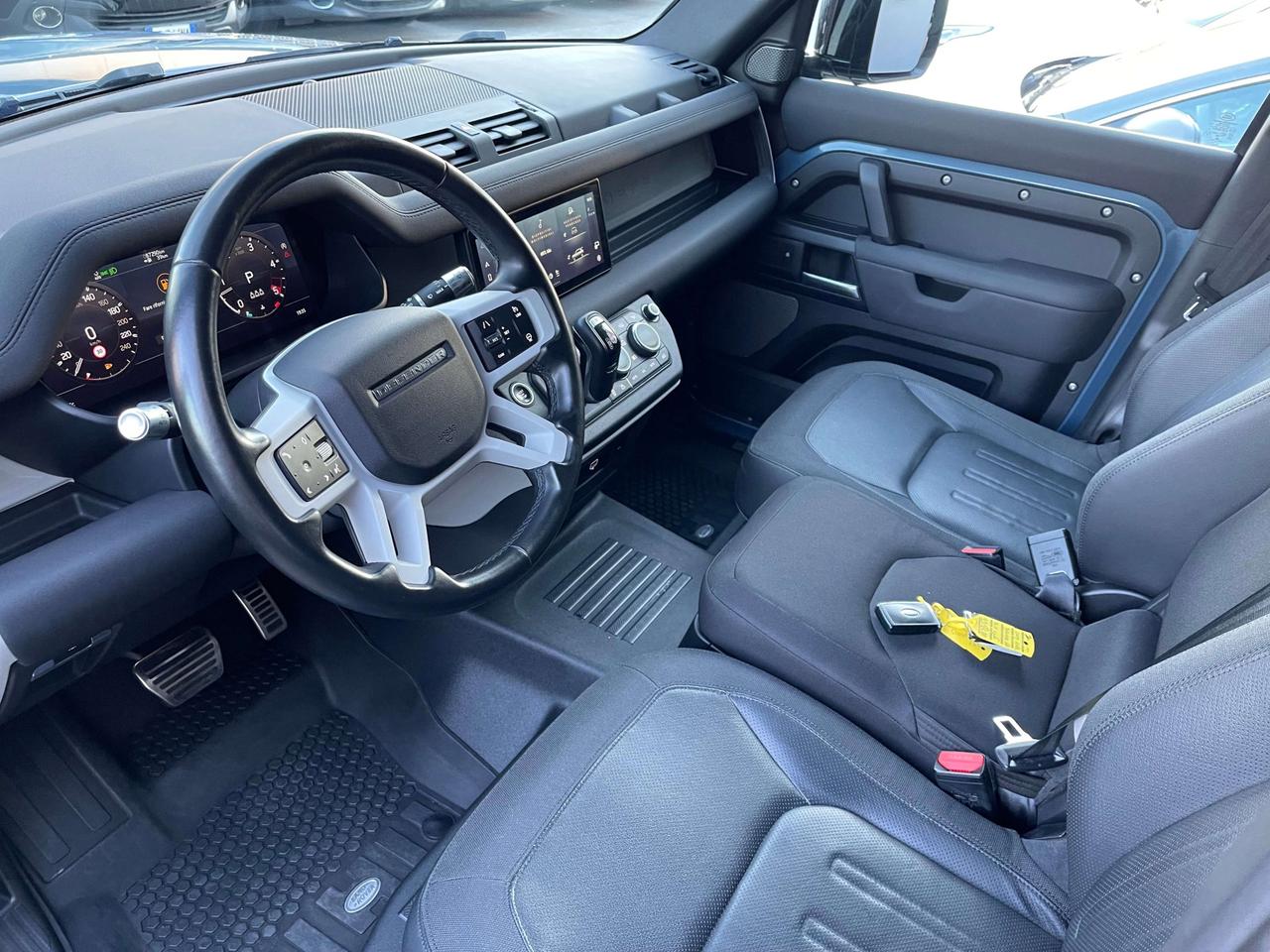 Land Rover Defender Defender 110 3.0d i6mhev HSE awd 250cv 6 POSTI