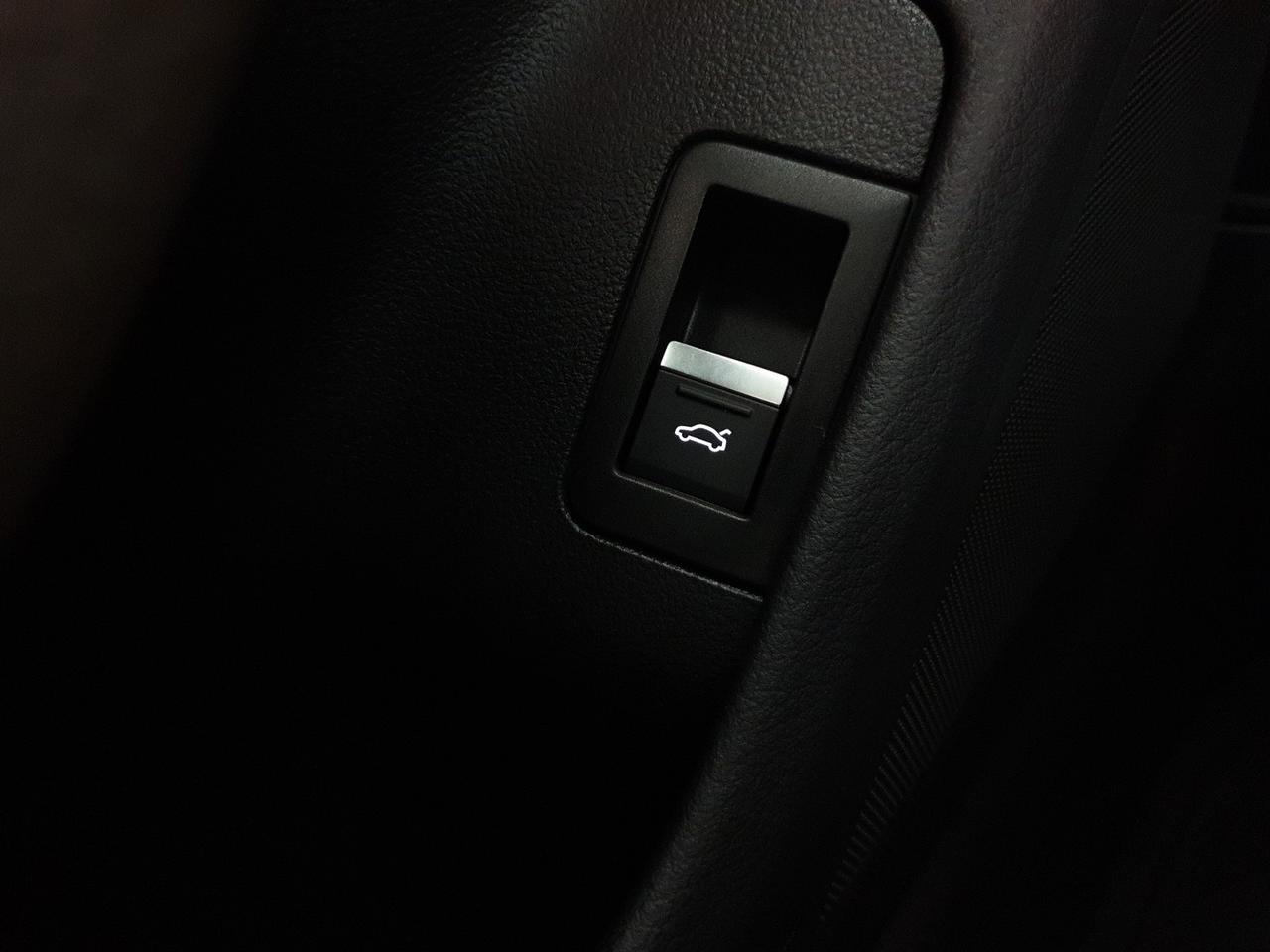 40TDI 204CV S tronic Business Design
