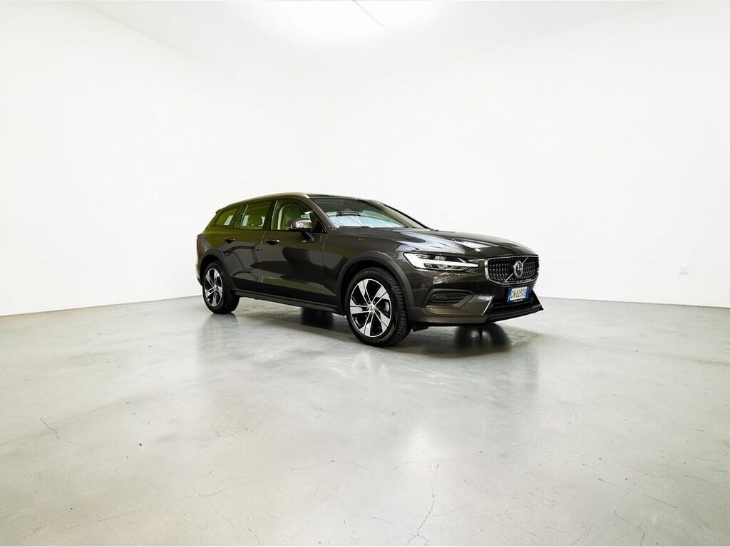 Volvo V60 2.0 B4 Core AWD automatico