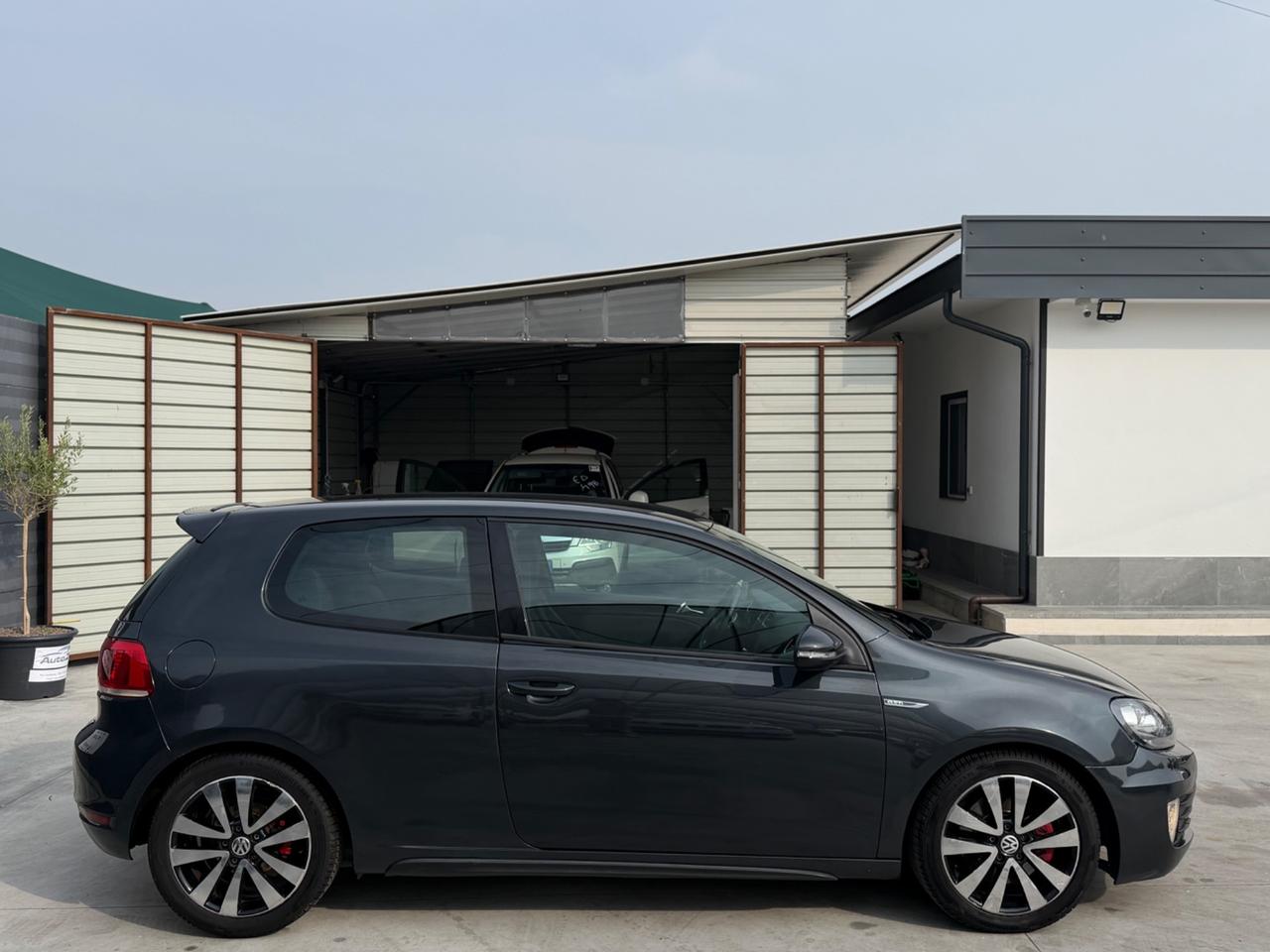 Volkswagen Golf 2.0 TDI 170CV DPF DSG 3p. GTD
