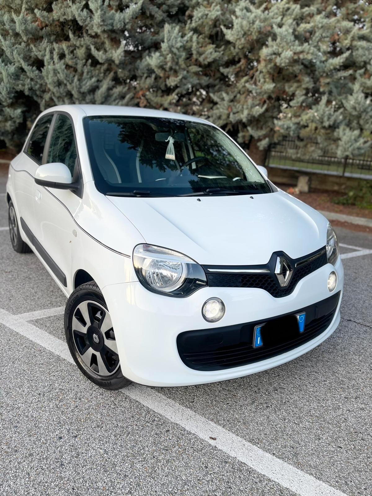 NEOPATENTATI Renault Twingo SCe Lovely