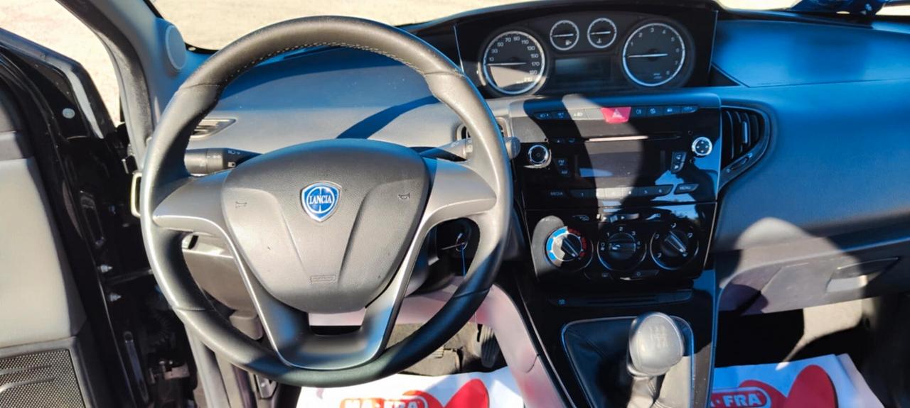 Lancia Ypsilon 1.2 69 CV 5 porte GPL Ecochic Platinum