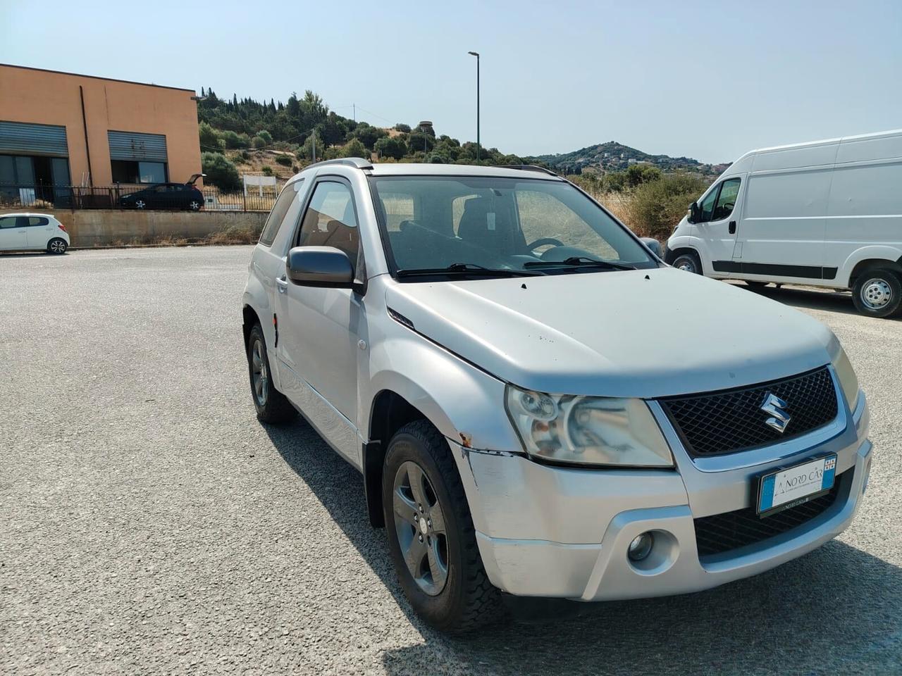Suzuki Grand Vitara 1.9 DDiS 3 porte