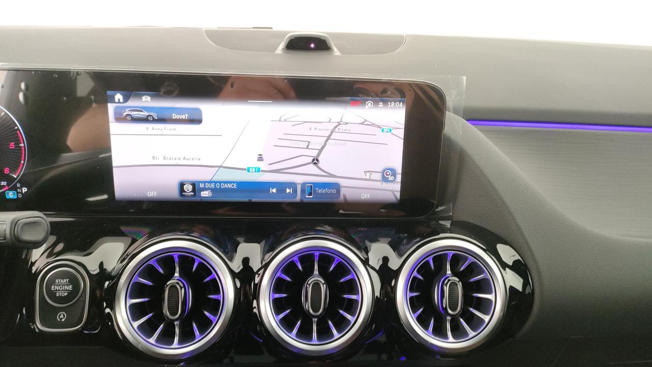Mercedes-Benz GLA 200 d automatic