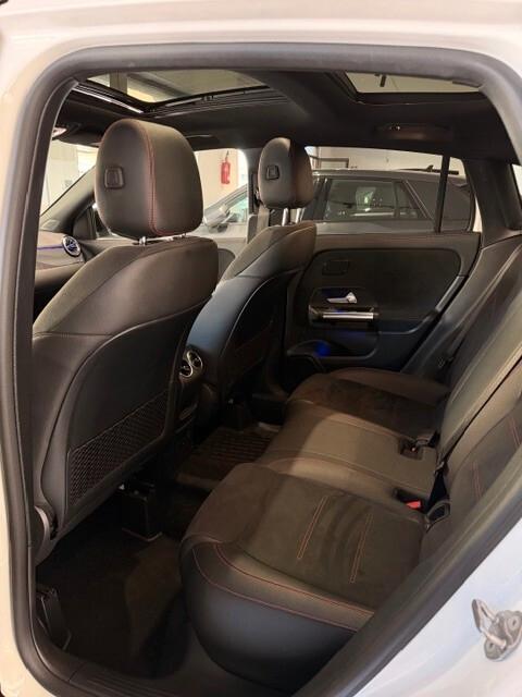 Mercedes-benz GLA 200 d Premium 4matic