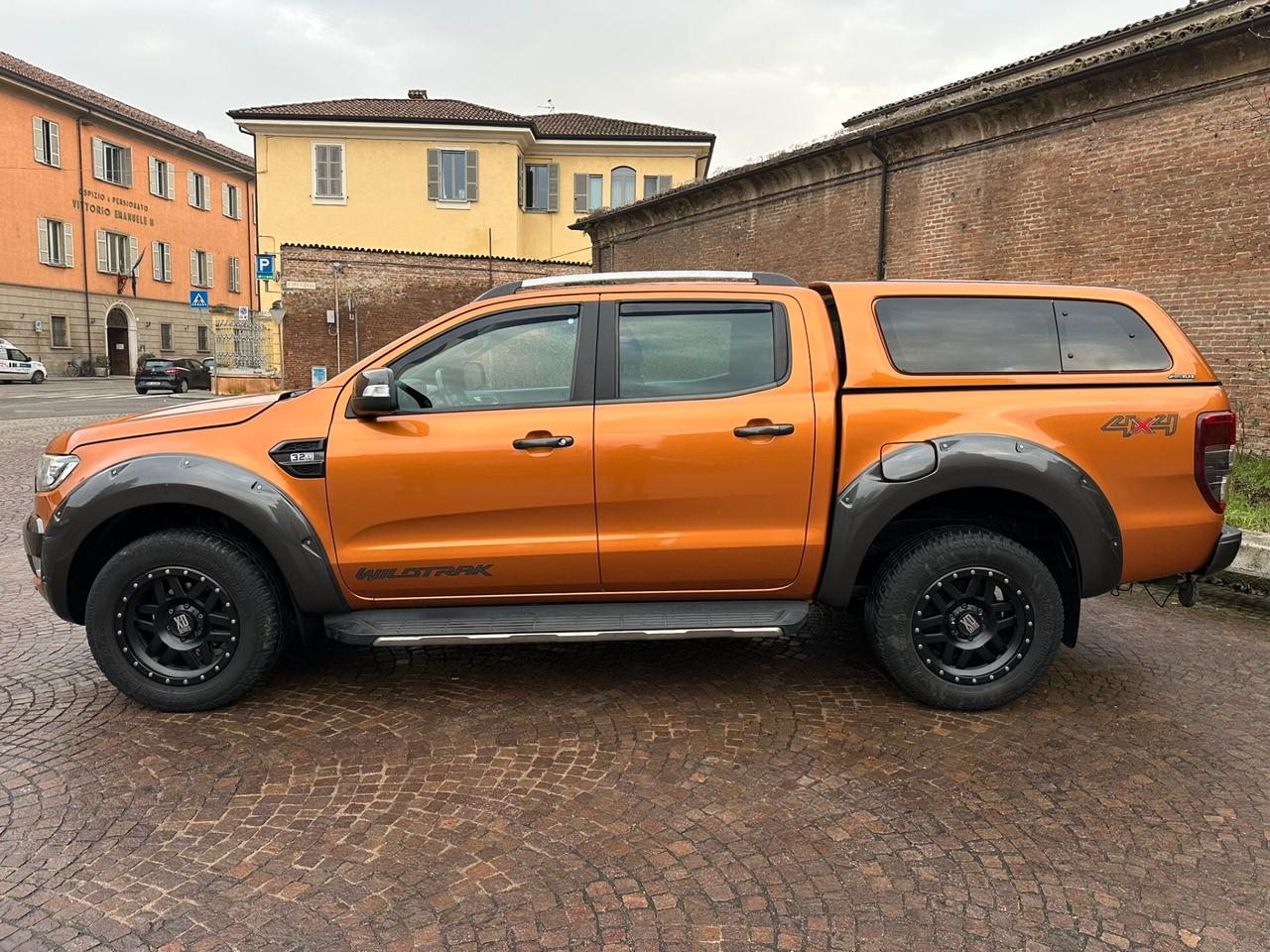 Ford Ranger 3.2 TDCi 200CV aut. DC Wildtrak HARD TOP