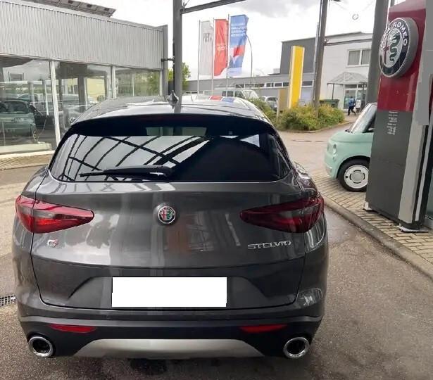 Alfa Romeo Stelvio 2.2 Turbodiesel 160 CV AT8 RWD Business