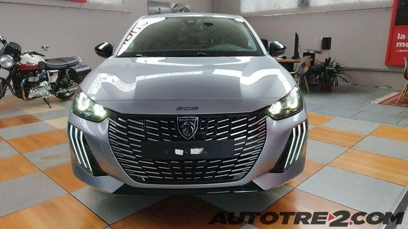 Peugeot 208 208 1.2 turbo Style 100cv da € 14350 !! detax