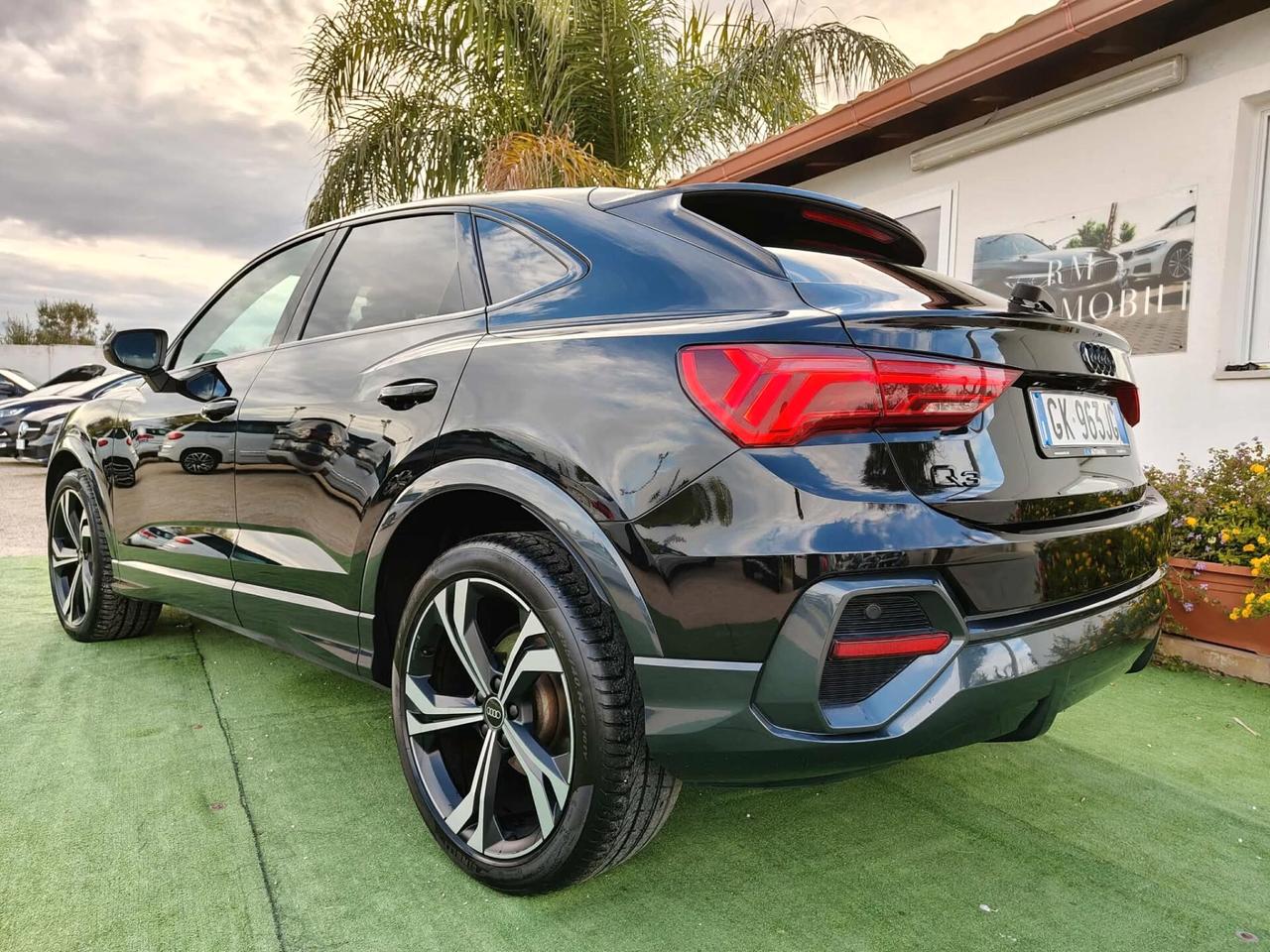 Audi Q3 SPB 35 TDI Identity Black S tronic - 2022